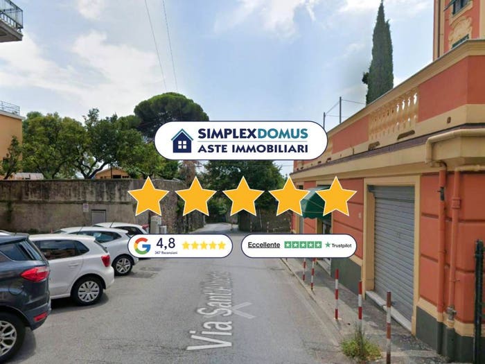 Appartamento quadrilocale in vendita in Via Sant'Alberto, Sestri Ponente, Genova