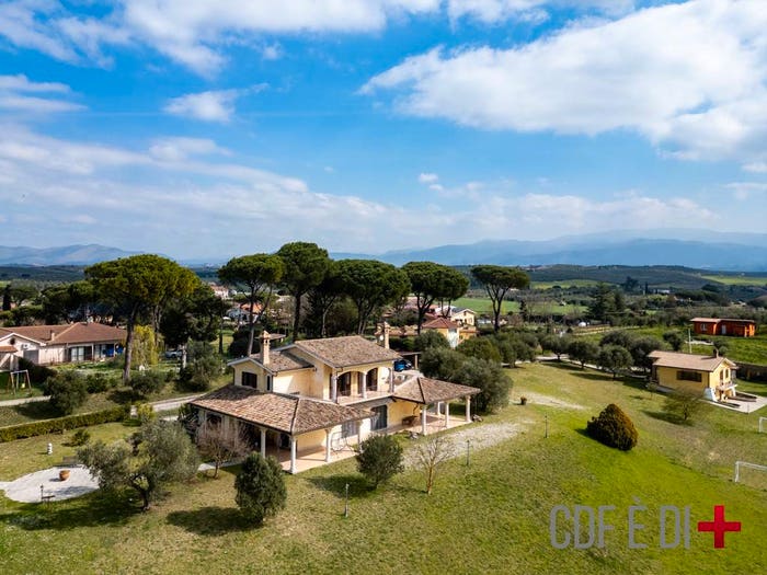 Casa con 6 locali in vendita in Strada Torre della Fiora, Palombara Sabina