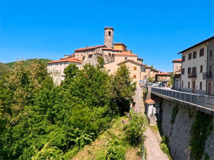 Casa con 6 locali in vendita in Centro, Minucciano