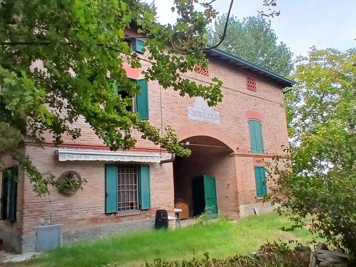 Casa con 6 locali in vendita in Via Goito, Portile Paganine, Modena