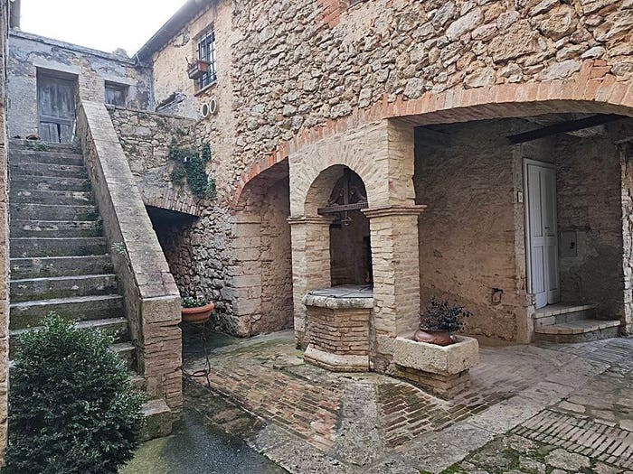 Casa con 5 locali in vendita in Civitella Del Lago, Baschi