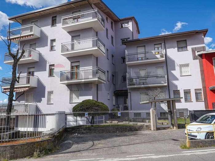 Casa bilocale in vendita in VIA DELLE BAJANE, Madone