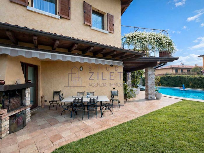 Casa con 5 locali in vendita in Via Risorgimento, Centro, Passirano