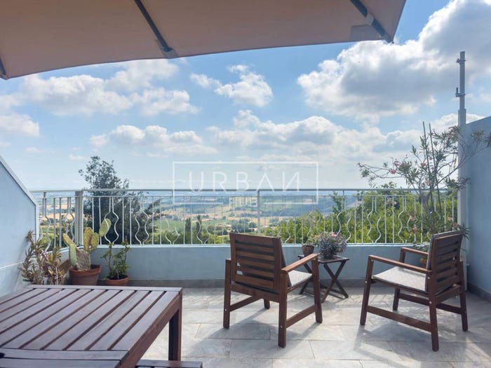 Casa con 6 locali in vendita in Piazza Giuseppe Garibaldi, Centro, Bertinoro