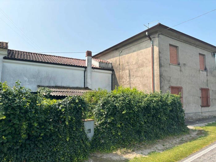 Casa con 6 locali in vendita in Via Casteldivento, Minerbe