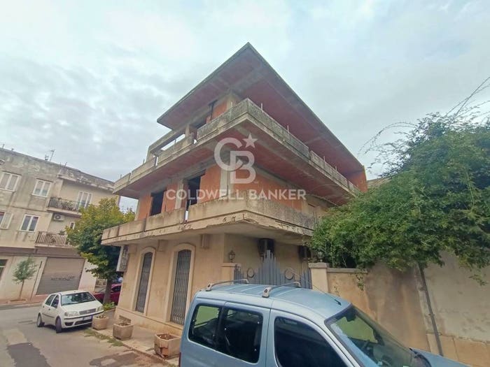 Casa con 6 locali in vendita in Piazza del Gesù, Modica Alta, Modica