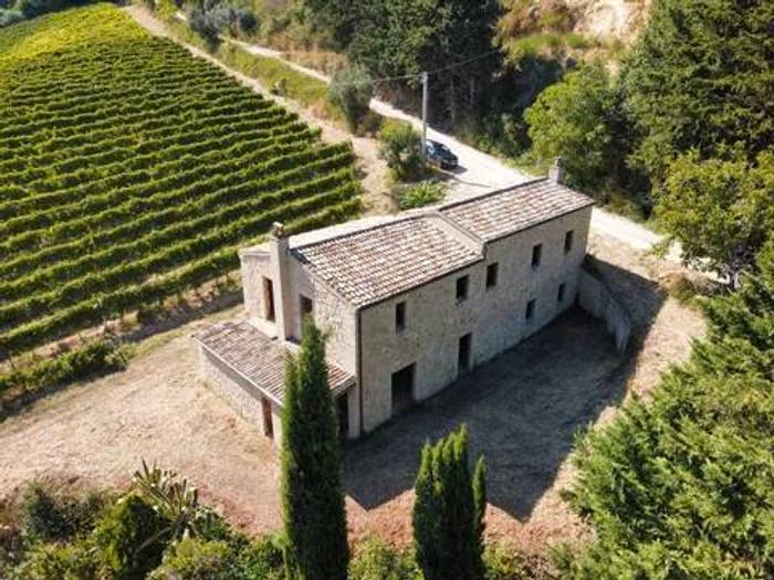 Casa con 6 locali in vendita in Strada Provinciale No Number, Centro, Ripatransone