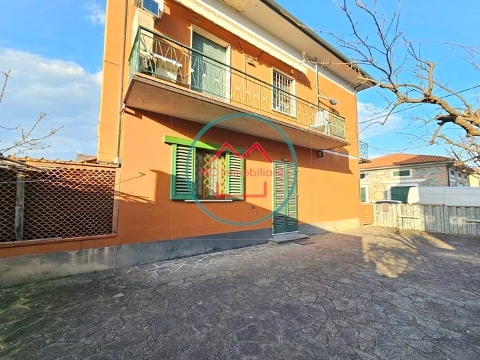 Appartamento con 5 locali in vendita in Via Liguria, MontecatiniTerme