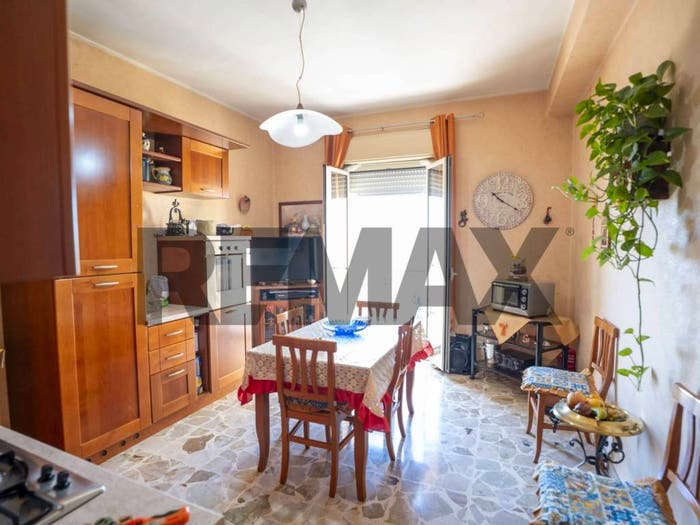 Appartamento con 6 locali in vendita in Via Etnea, Centro, Gravina di Catania