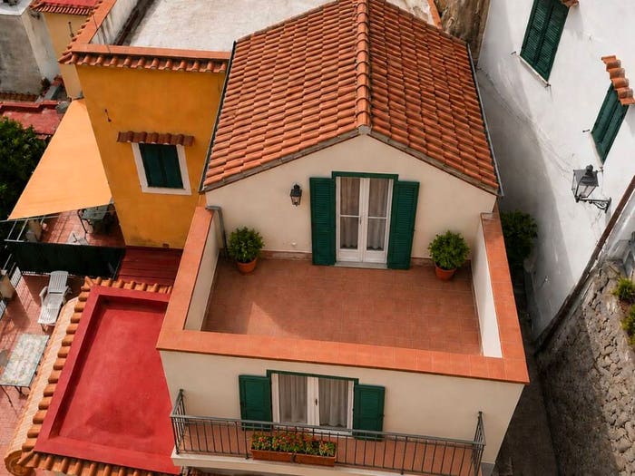 Casa quadrilocale in vendita in Via Petrito, Minori
