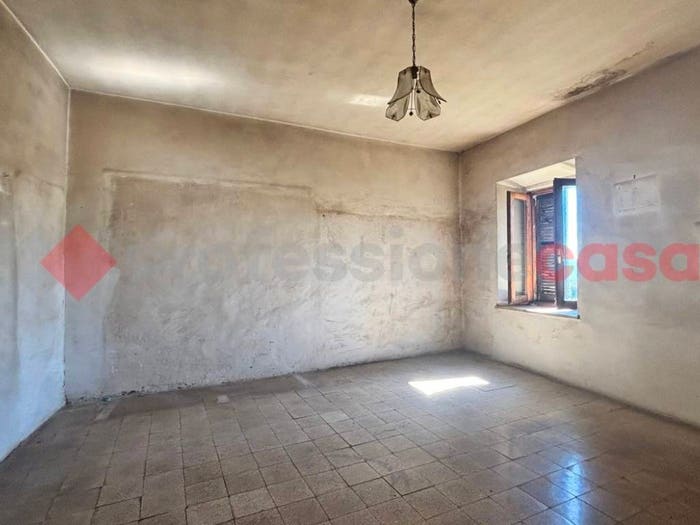 Casa trilocale in vendita in Via Moretto SCN, Torre Caietani, Torre Cajetani