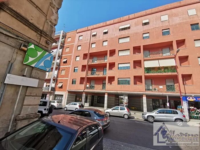 Appartamento quadrilocale in vendita in Via Santa Caterina d'Alessandria, Reggio Calabria