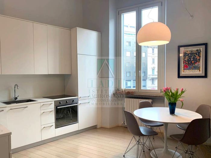 Appartamento bilocale in vendita in Piazzale di Porta Lodovica, Ticinese, Milano