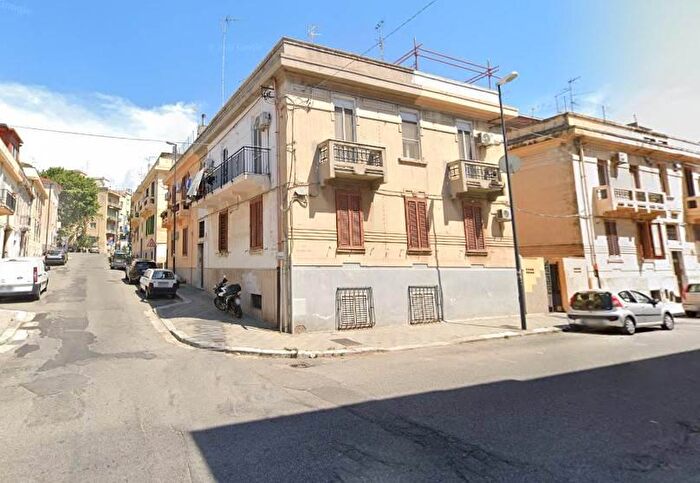 Appartamento trilocale in vendita in Via Amerigo Vespucci, Reggio Calabria
