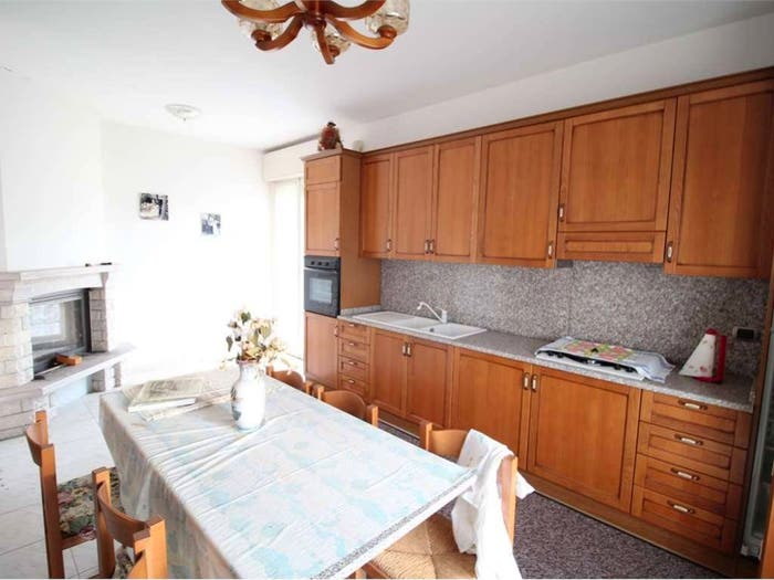 Casa con 6 locali in vendita in Via Enrico Fermi, Padiglione, Tavullia