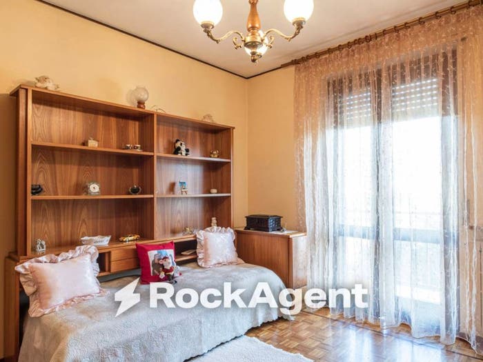 Appartamento trilocale in vendita in Via Alessandrini, Centro, Mede