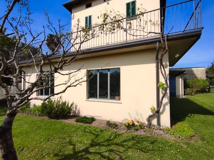 Casa con 5 locali in vendita in Lurago d'Erba