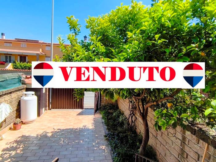 Casa quadrilocale in vendita in Via dei Ciclamini, Cerreto, Ladispoli