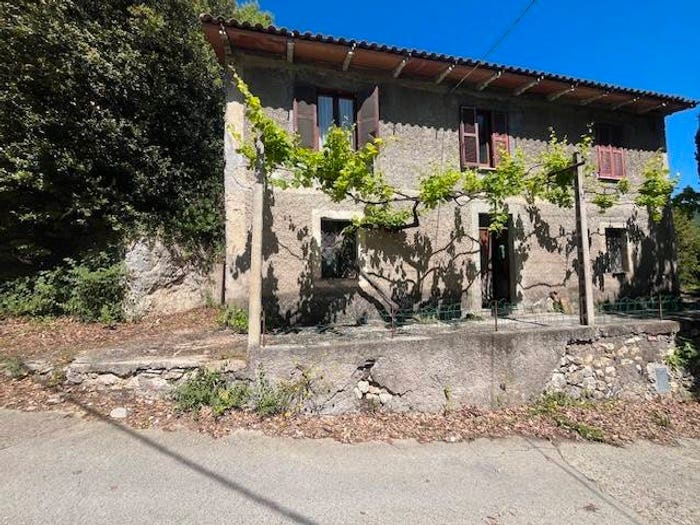 Casa con 6 locali in vendita in Strada delle Treie, Taizzano, Narni