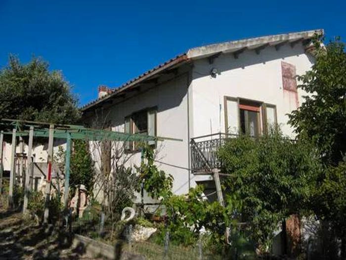 Casa con 6 locali in vendita in Contrada Colli No Number, Corvara