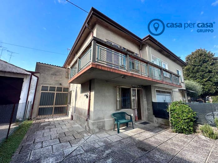 Casa trilocale in vendita in Via Volontari della Croce Verde, Centro, Adria