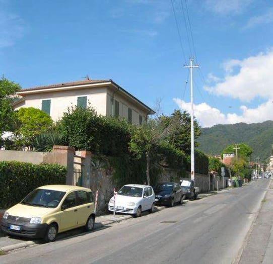 Casa con 6 locali in vendita in Fossola, Stadio Sant'Antonio Marasio, Carrara