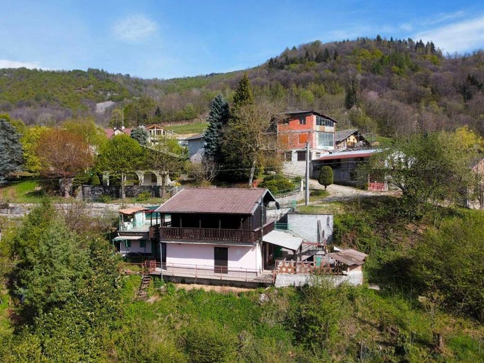 Casa con 6 locali in vendita in Borgata Chiot Martin, Busca