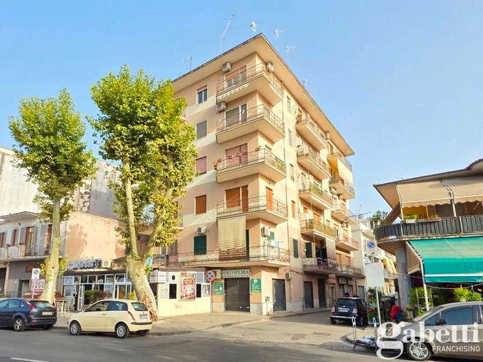 Appartamento trilocale in vendita in VIA SASSARI, Piazza Primavera Passariello, Pomigliano d'Arco