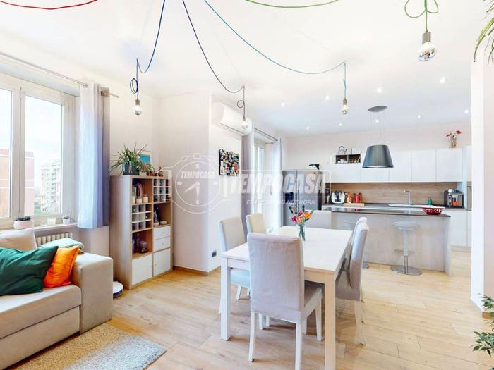 Appartamento trilocale in vendita in Strada Torino, Centro, Orbassano