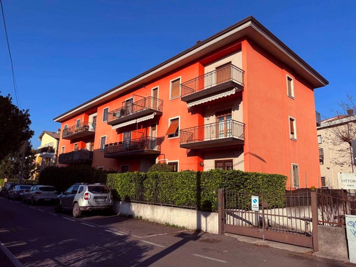Appartamento trilocale in vendita in Via Vittorio Locchi, Oberdan, Brescia