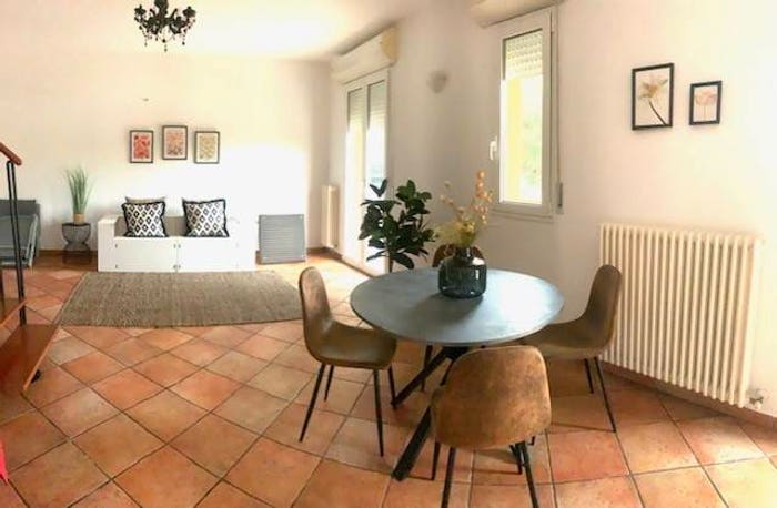 Casa quadrilocale in vendita in Via Luigi Settembrini, Centro, Misano Adriatico
