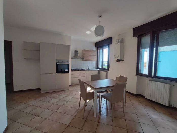 Appartamento trilocale in vendita in Via Niccolò Tommaseo, Casalbellotto, Casalmaggiore
