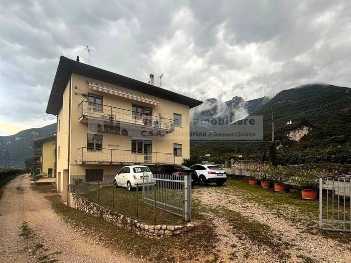 Appartamento con 6 locali in vendita in marani di Ala, Ala