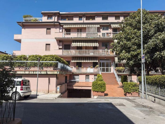 Appartamento con 5 locali in vendita in Tavarnuzze, Impruneta