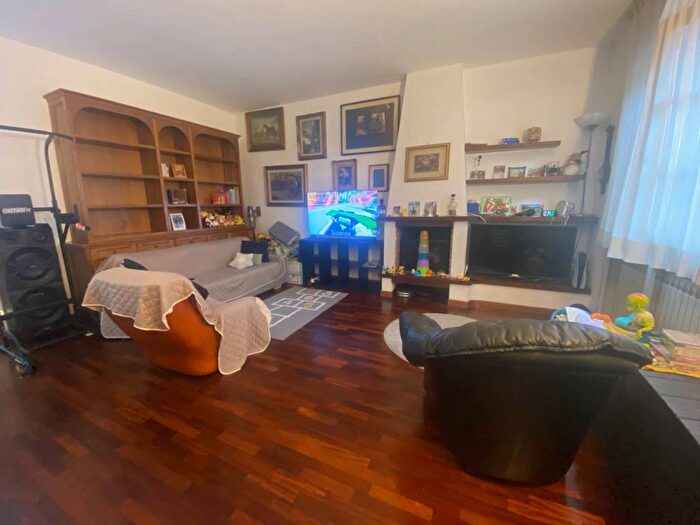 Appartamento con 5 locali in vendita in via machiavelli, Centro, Viareggio