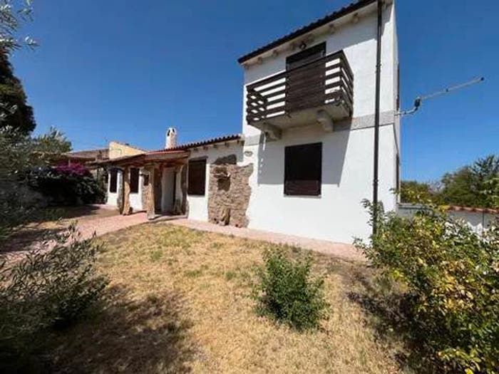 Casa con 5 locali in vendita in Via Walter Frau SNC, Erula