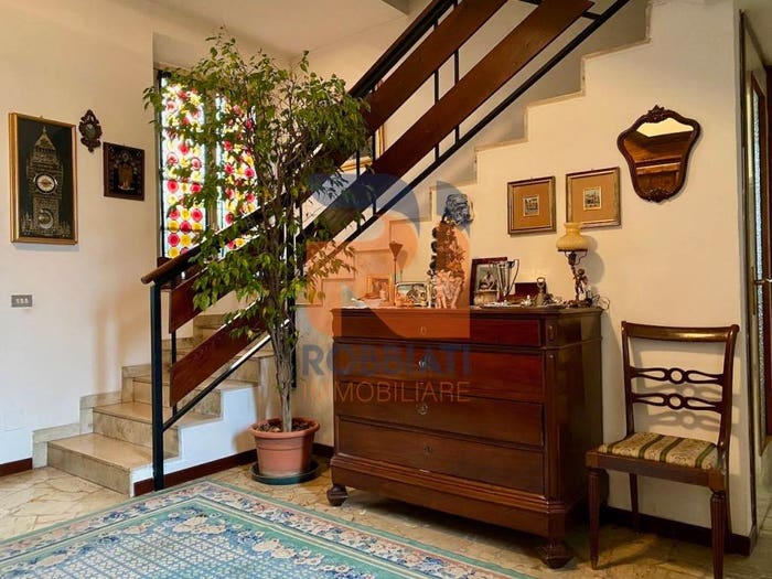 Casa con 5 locali in vendita in Via Villa Jemoli, San Giovannino Pompieri, Pavia