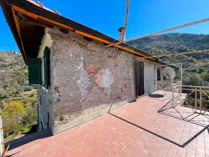 Casa trilocale in vendita in FRAZIONE BERZI, Bajardo