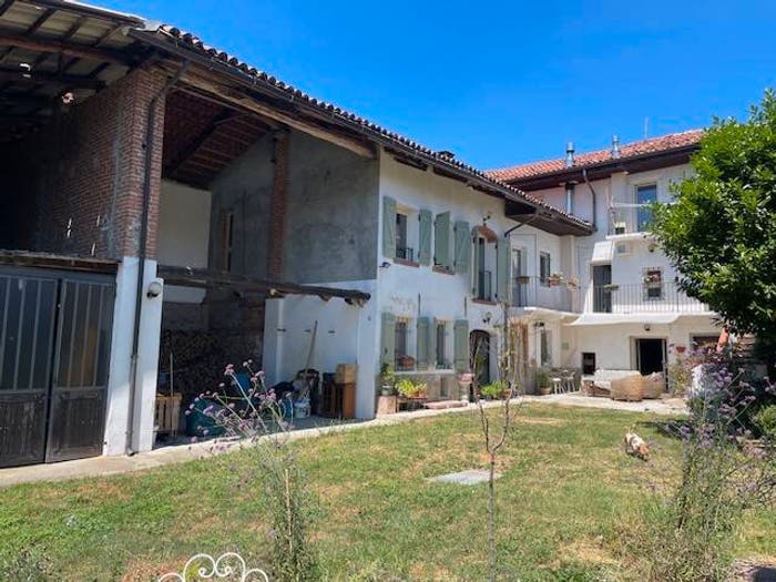 Casa con 6 locali in vendita in Regione Torrazza, Cinzano