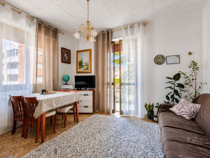 Appartamento bilocale in vendita in Via Val Bavona, Inganni, Milano