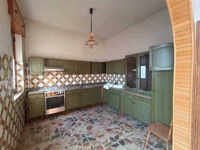 Appartamento con 6 locali in vendita in Santa Maria di Licodia