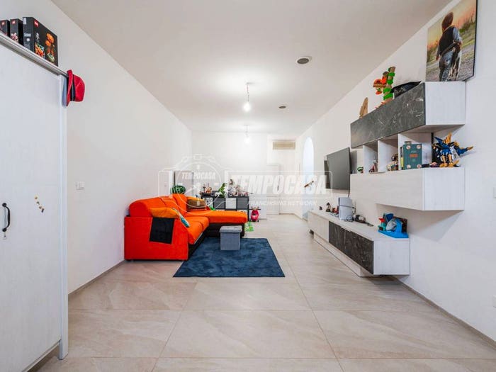 Casa con 6 locali in vendita in Minerbio