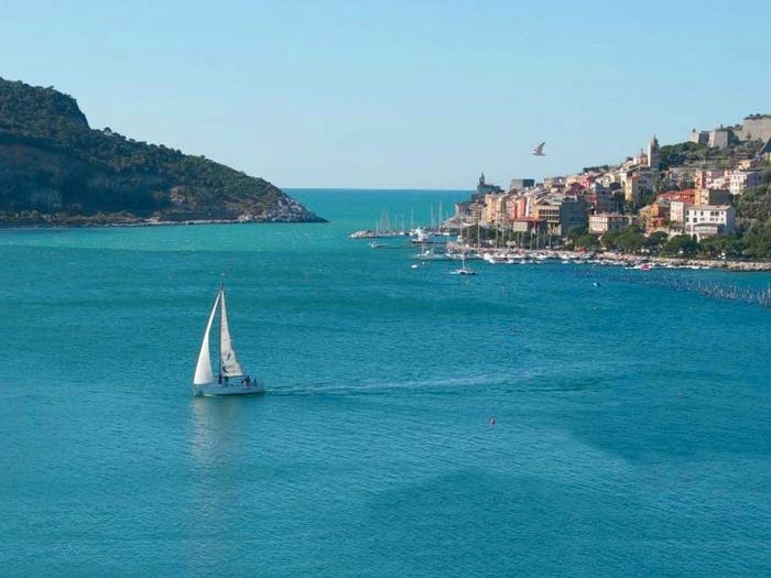 Casa con 6 locali in vendita in Corso Camillo Benso di Cavour, Umbertino Giugno, La Spezia