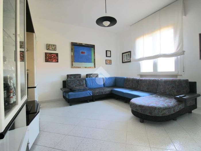Casa con 6 locali in vendita in Via Cesenatico, Macerone, Cesena