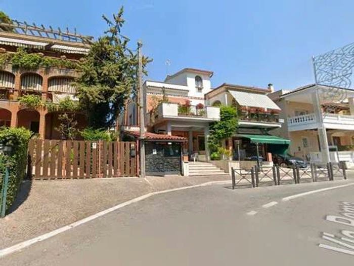 Appartamento trilocale in vendita in Via Roma, Centro, Formello