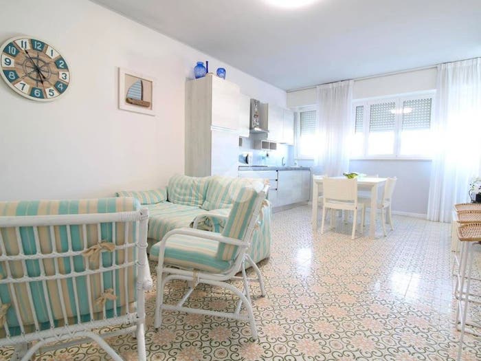 Appartamento bilocale in vendita in Piazza Guglielmo Marconi, Lido Centro Ovest, Jesolo