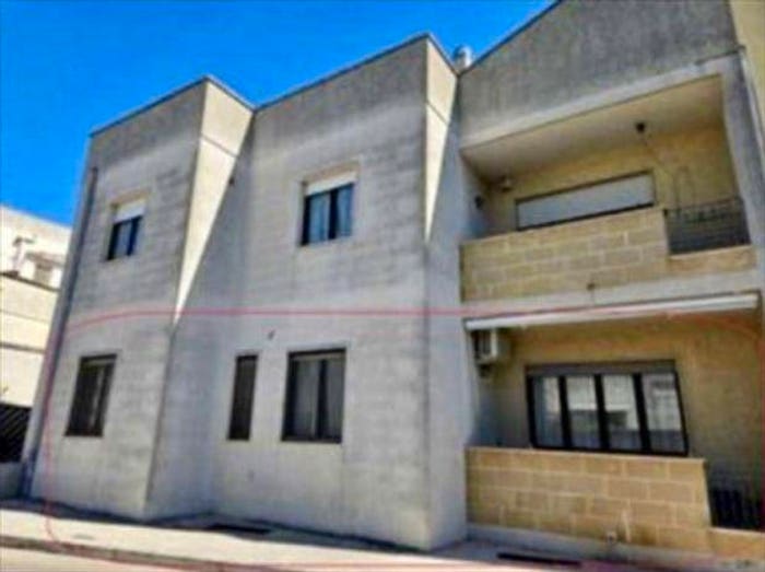 Appartamento con 6 locali in vendita in Via Giuseppe di Vittorio Melendugno LE Italia, Centro, Melendugno