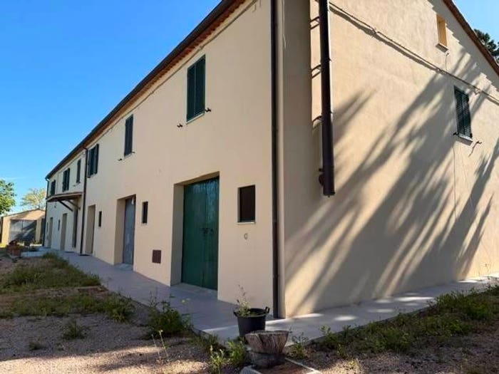 Casa con 6 locali in vendita in Centro, Manciano