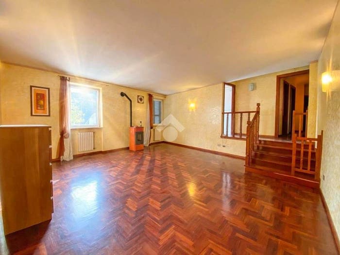 Appartamento trilocale in vendita in Via via bersani, Centro, Lugagnano Val d'Arda