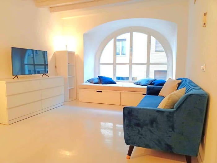 Appartamento trilocale in affitto in Via Cicco Simonetta, Corso Genova, Milano